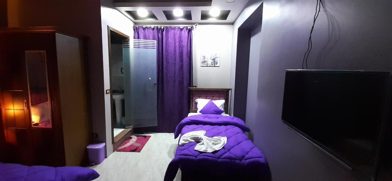 Plaza Hostel